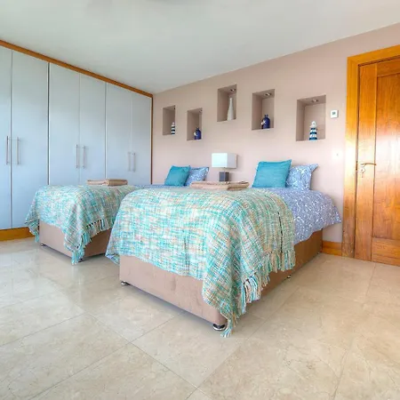 Tur An Tsaile - Lakeside * Galway